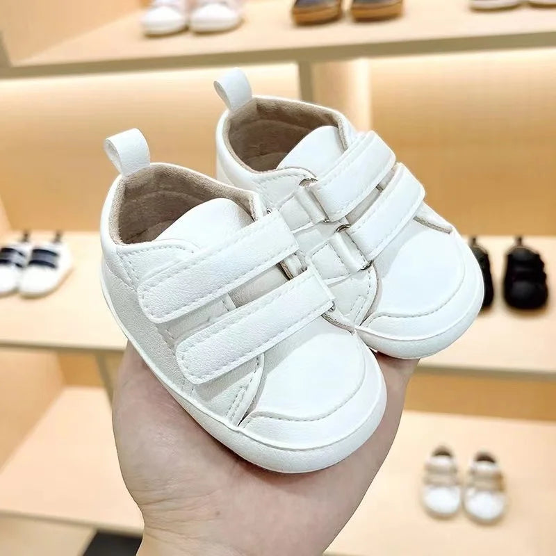 Baby shoes spring and autumn 0-1 year old soft soled anti slip learning shoes fashionable and versatile white Walking Shoes